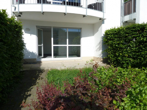 Schöne 2-Zimmer-Wohnung mit sonniger Terrasse und eigenem Gartenanteil als Kapitalanlage, 04158 Leipzig, Erdgeschosswohnung