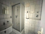 Badezimmer - Charmante Erdgeschosswohnung mit Terrasse und Gartenanteil