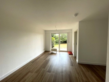 Charmante Erdgeschosswohnung mit Terrasse und Gartenanteil, 04824 Beucha, Erdgeschosswohnung