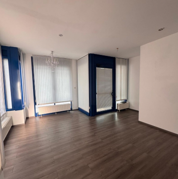 Kleine Gewerbeeinheit mit Designboden in Leipzig-Neustadt zu vermieten!, 04315 Leipzig, Bürofläche