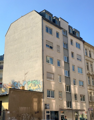 Traumhafte 2-Zimmer-Wohnung mit Parkett und Balkon im begehrten Stadtteil Stötteritz, 04299 Leipzig, Dachgeschosswohnung