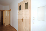 Attraktive 3-Zimmer-Wohnung mit Tageslichtbad und Laminat in Lindenau! - Flur