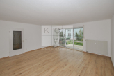 Wohnzimmer (Beispiel) - 3-Zimmer-Wohnung mit Laminat und Balkon in der Nähe von Schloss Colditz
