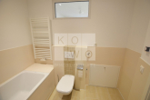 Badezimmer (Referenz) - 2-Zimmer-Wohnung mit Balkon und Parkett in Kleinzschocher