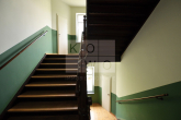 Treppenhaus - 2-Zimmer-Wohnung mit Balkon und Parkett in Kleinzschocher