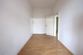 Zimmer - 3-Raum-Wohnung mit Laminat, Badewanne und Balkon in zentraler Lage am Zoo!