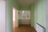 Flur - 3-Raum-Wohnung mit Laminat, Badewanne und Balkon in zentraler Lage am Zoo!