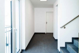 Treppenhaus - 1-Zimmer-Wohnung mit Einbauküche im Neubau in Gohlis!